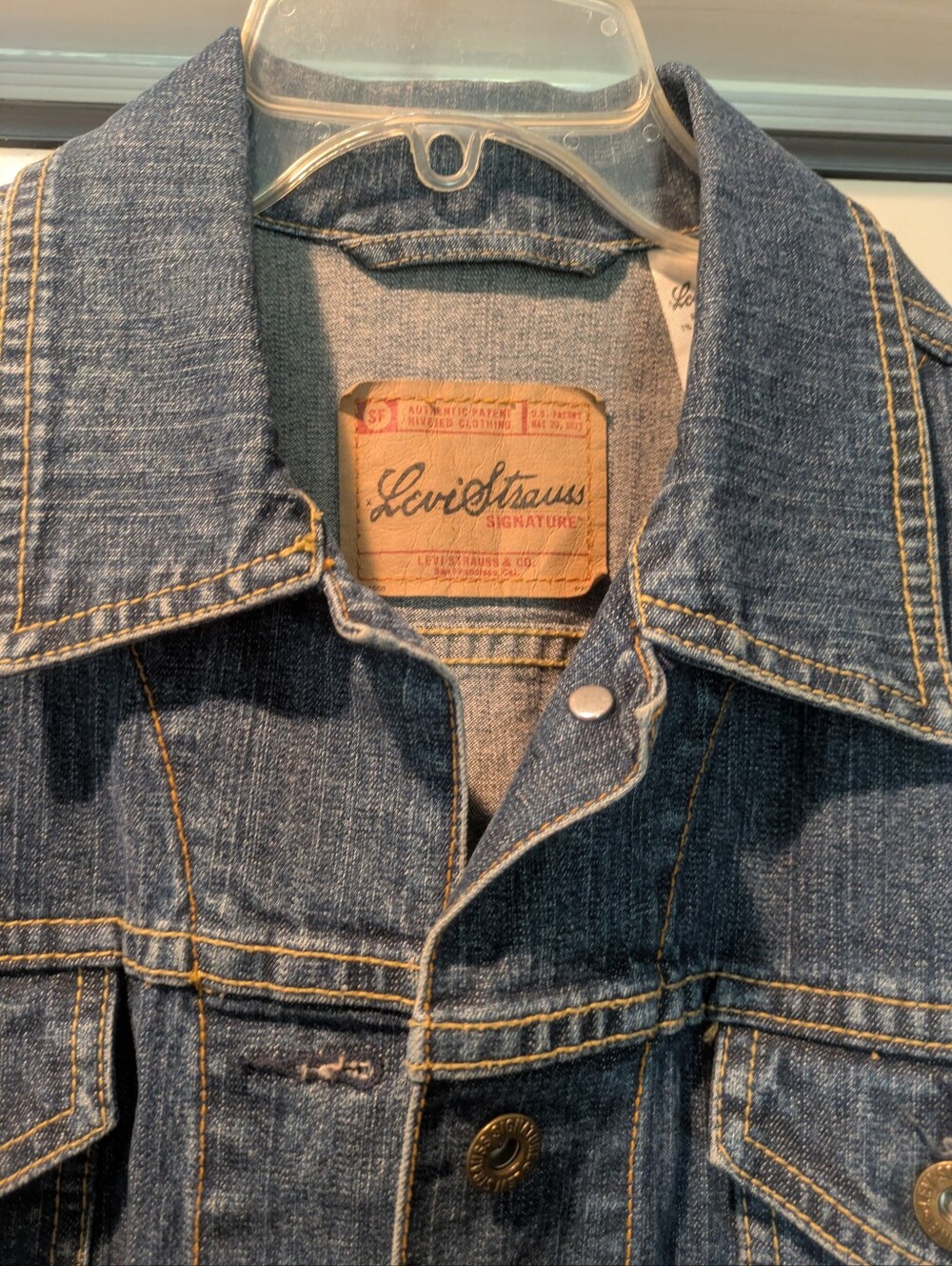 Levi's Levi Strauss Signature Denim Jacket Like New - Picture 3 of 6